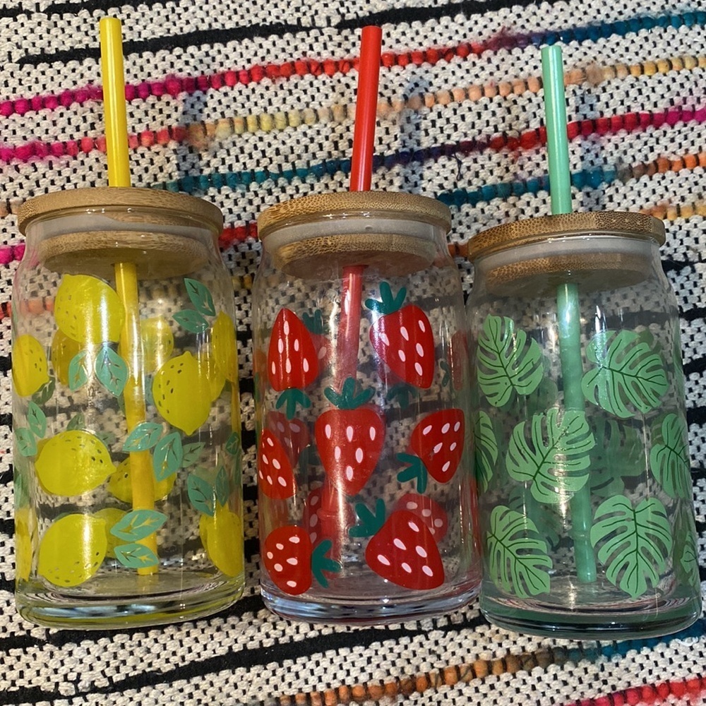 3 Drinking Glass Cups With Lids 16oz Strawberry, Lemon, Tropic Leaf